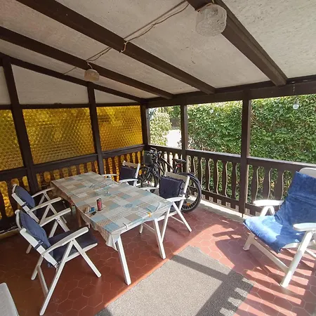 Hattyu Vendeghaz Apartment